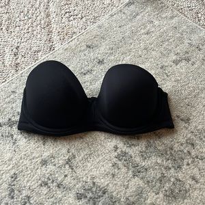 Wacoal, strapless bra, size 34dd worn 2 times, excellent condition